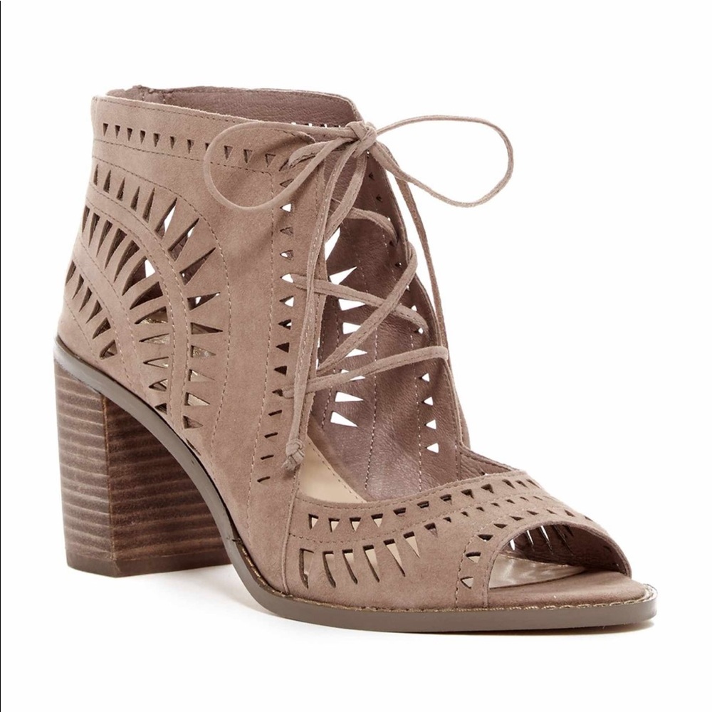 Vince Camuto Laser cut sandal